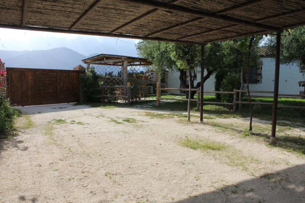 Casa Vacanze Sisuledda Orosei Bagian luar foto